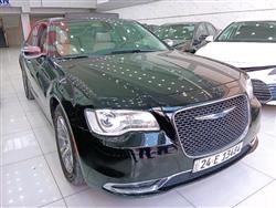 کرایسلەر 300